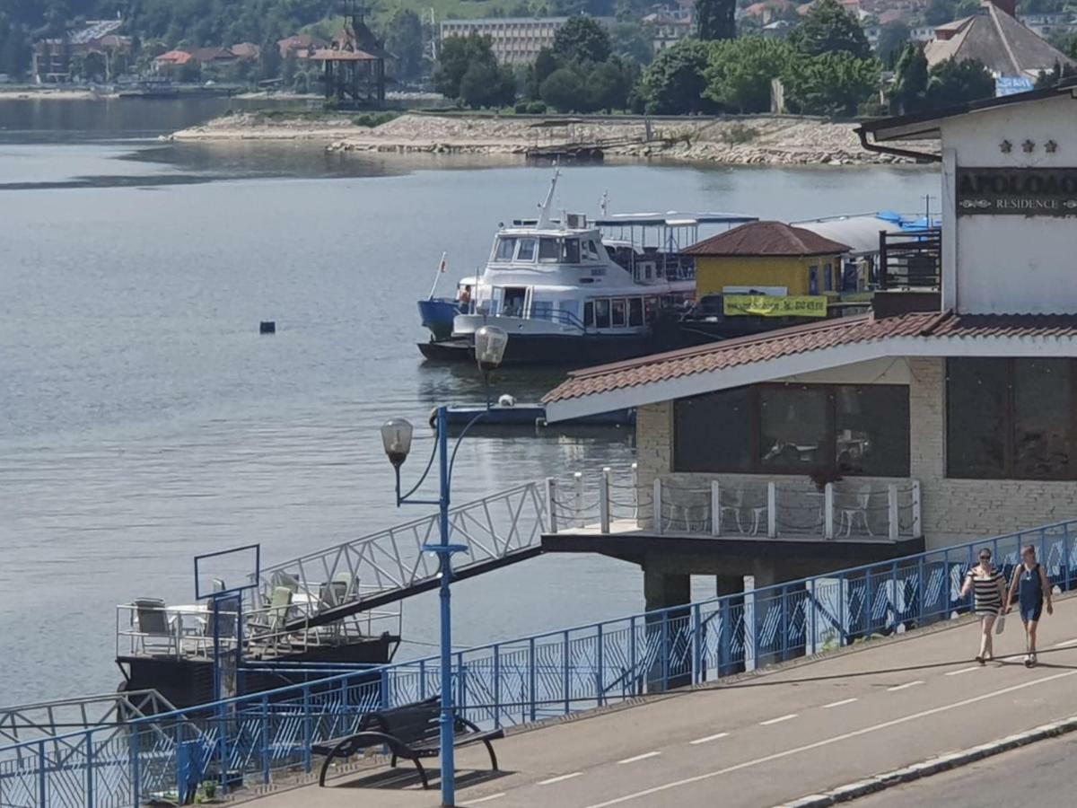 Apartament Denis Lägenhet Orşova Exteriör bild