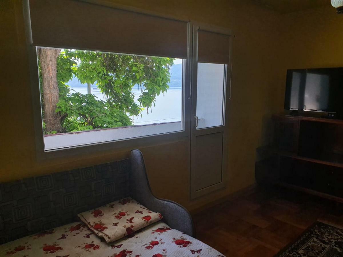 Apartament Denis Lägenhet Orşova Exteriör bild