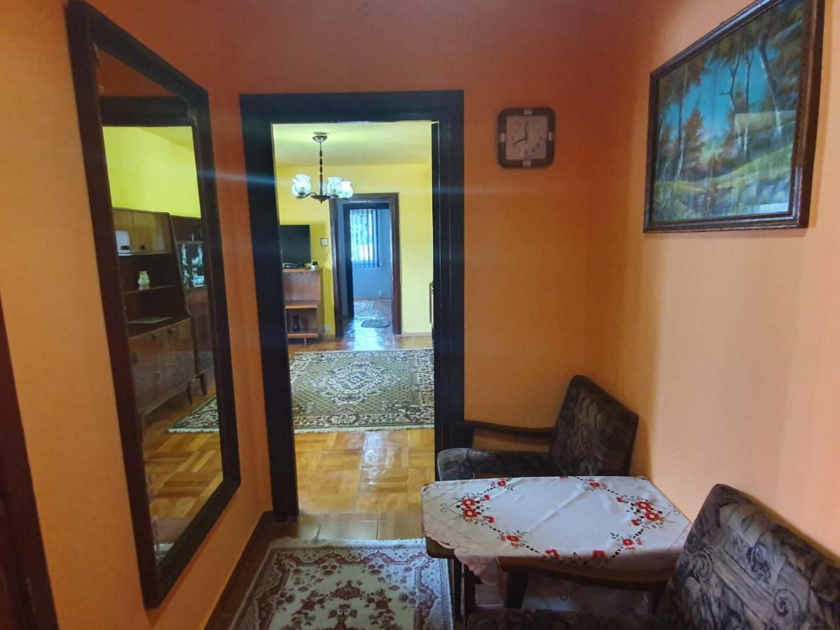 Apartament Denis Lägenhet Orşova Exteriör bild