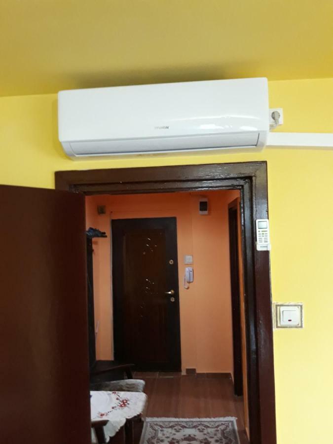 Apartament Denis Lägenhet Orşova Exteriör bild